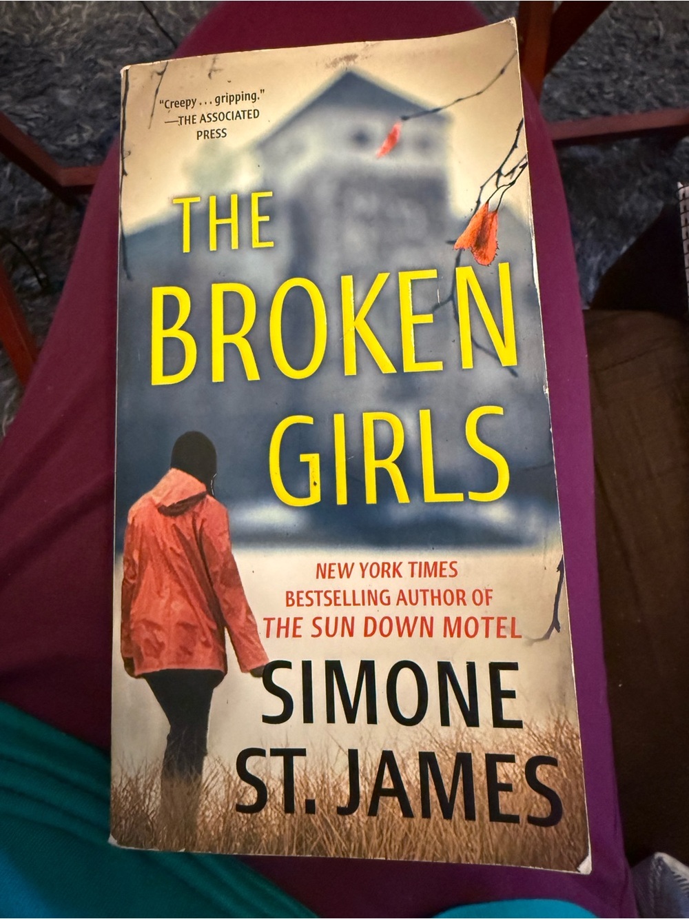 Paperback Book The Broken girls